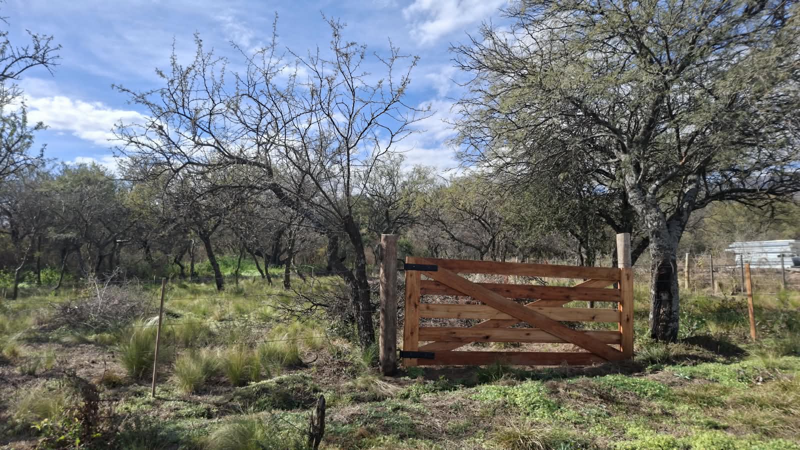 LOTE EN CARPINTERIA